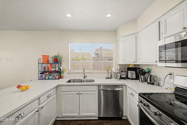 7603 W ORAIBI Drive, Glendale, AZ 85308