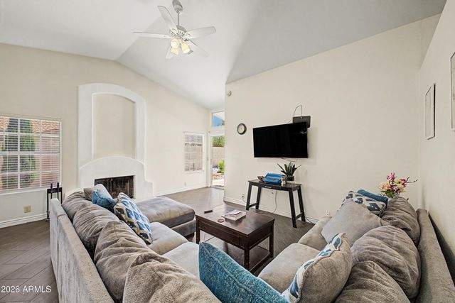 7603 W ORAIBI Drive, Glendale, AZ 85308