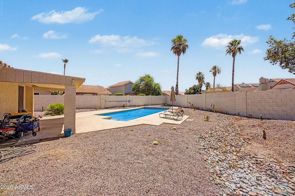 7603 W ORAIBI Drive, Glendale, AZ 85308 — photo 3