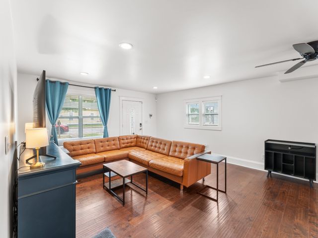 1503 21st Ave, N, Nashville, TN 37208