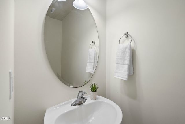 3002 Berkeley Springs Place, Raleigh, NC 27616