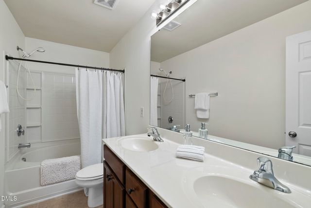 3002 Berkeley Springs Place, Raleigh, NC 27616