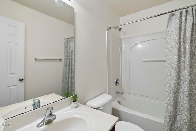 3002 Berkeley Springs Place, Raleigh, NC 27616