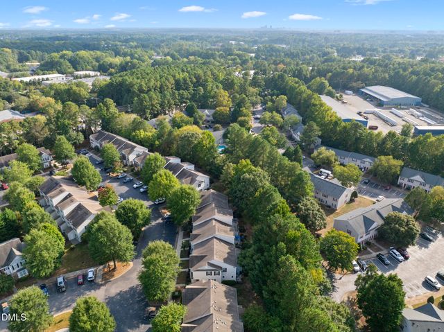 3002 Berkeley Springs Place, Raleigh, NC 27616