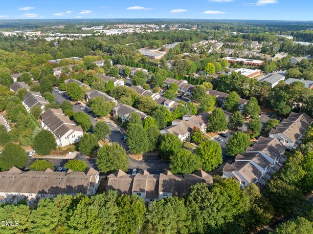 3002 Berkeley Springs Place, Raleigh, NC 27616