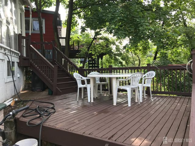 64 lawrence Avenue, Highland Park, NJ 08904