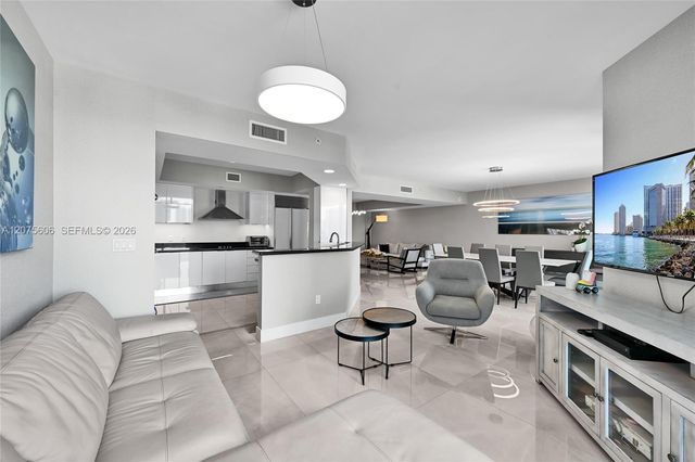 3301 NE 183rd Street 509, Aventura, FL 33160