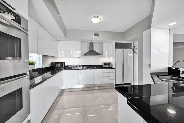 3301 NE 183rd Street 509, Aventura, FL 33160
