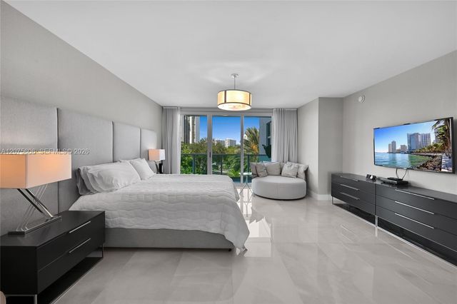 3301 NE 183rd Street 509, Aventura, FL 33160