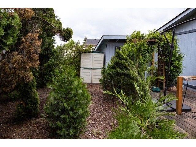 1699 N TERRY St 77, Eugene, OR 97402