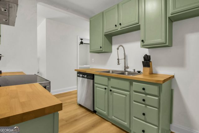 2461 Bouldercliff Way SE, Atlanta, GA 30316