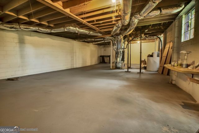 2461 Bouldercliff Way SE, Atlanta, GA 30316