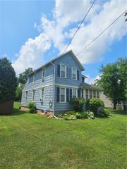 18 South Avenue, Manchester, NY 14504