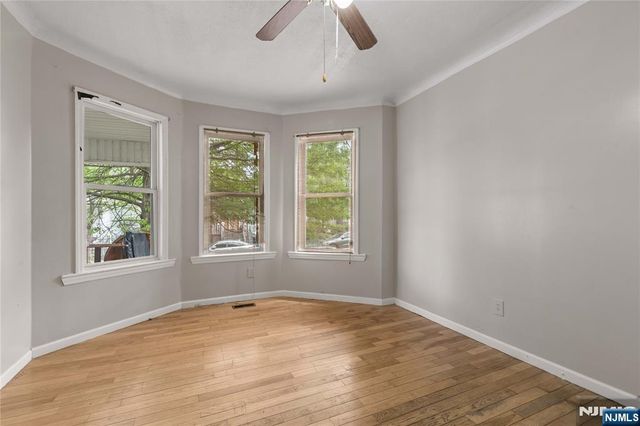 26 12th Street 2, Newark, NJ 07107