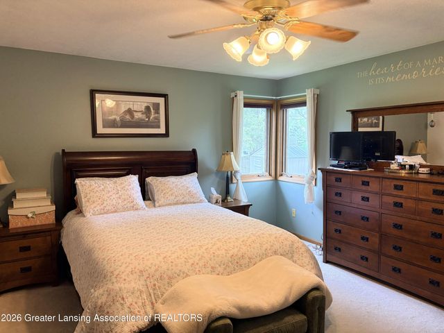 2325 Bush Hill, Holt, MI 48842