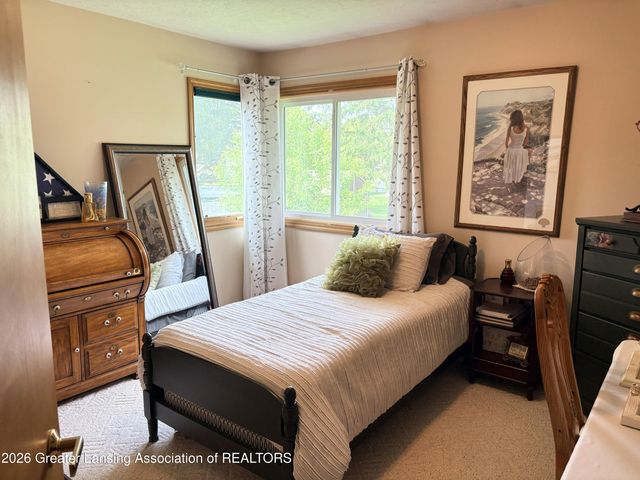 2325 Bush Hill, Holt, MI 48842