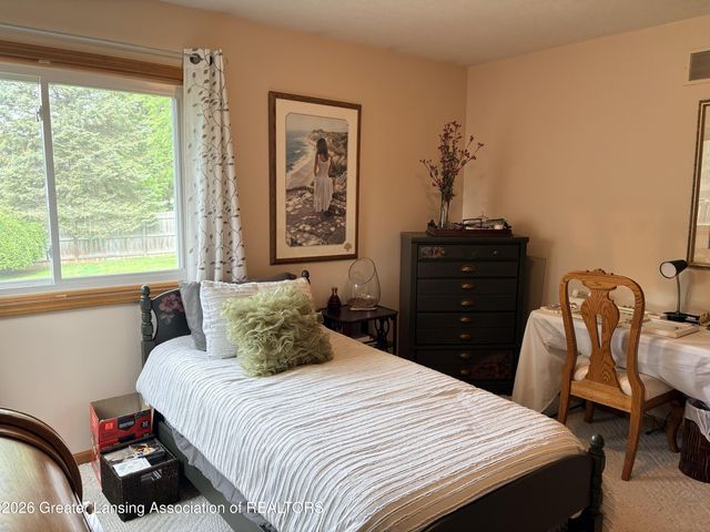 2325 Bush Hill, Holt, MI 48842