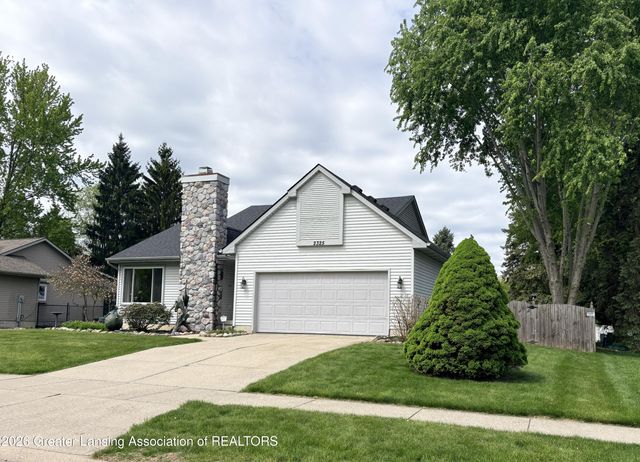2325 Bush Hill, Holt, MI 48842
