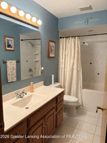 2325 Bush Hill, Holt, MI 48842
