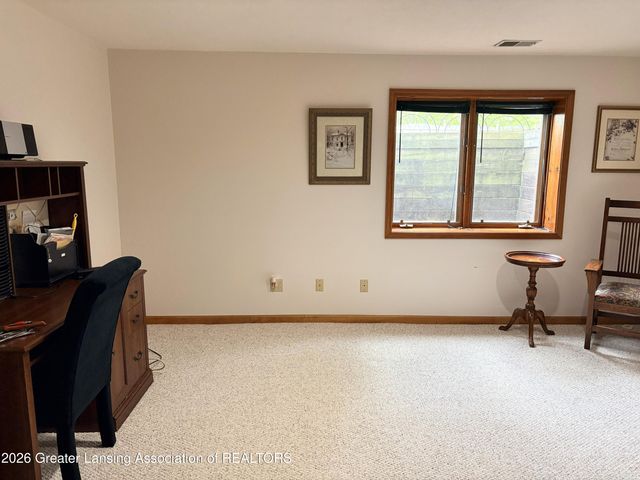 2325 Bush Hill, Holt, MI 48842