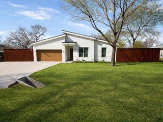 928 Noah Street, Mansfield, TX 76065