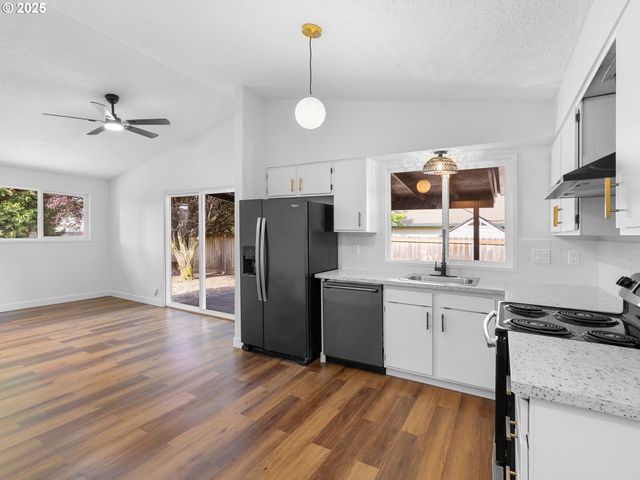 15105 Se 5TH St, Vancouver, WA 98684