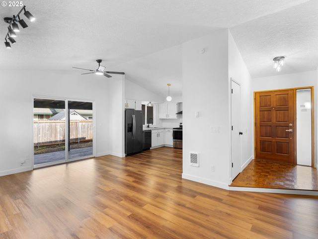 15105 Se 5TH St, Vancouver, WA 98684