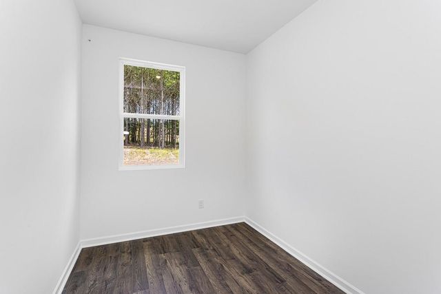 209 Groveton Court, Euharlee, GA 30145