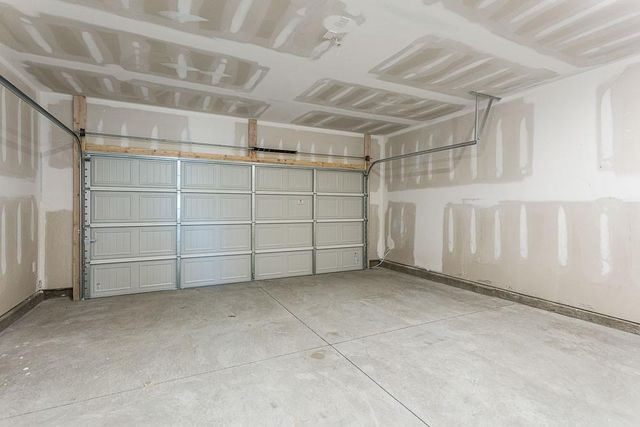 209 Groveton Court, Euharlee, GA 30145