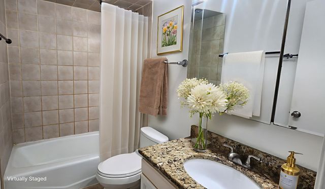 9375 Hamilton Court E, Des Plaines, IL 60016