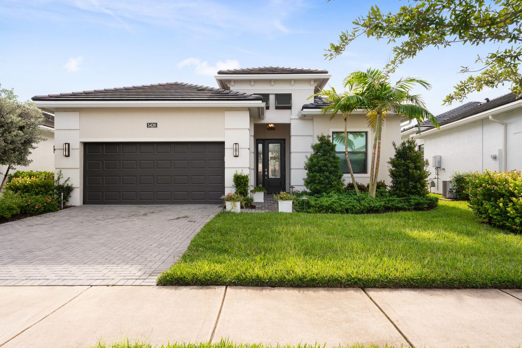 5426 Hutchinson Way, Westlake, FL 33470
