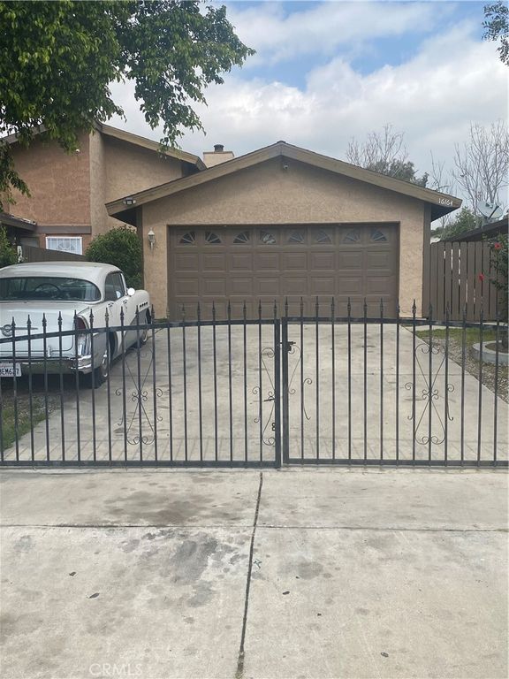 16164 Orange Court, Fontana, CA 92335