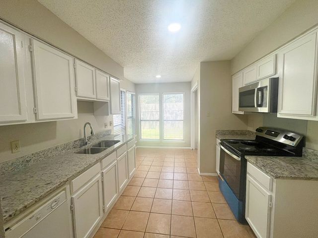 1910 Wilshire Drive, Irving, TX 75061