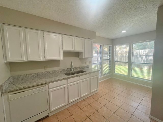 1910 Wilshire Drive, Irving, TX 75061