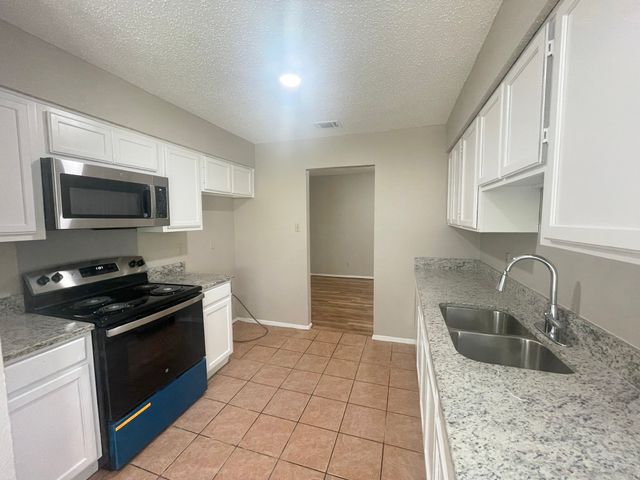 1910 Wilshire Drive, Irving, TX 75061