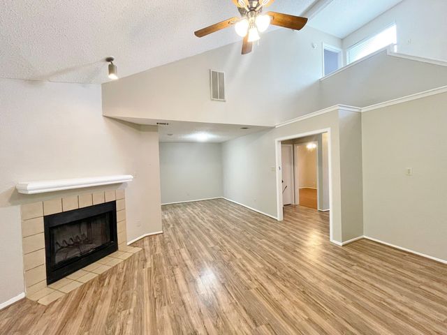 1910 Wilshire Drive, Irving, TX 75061