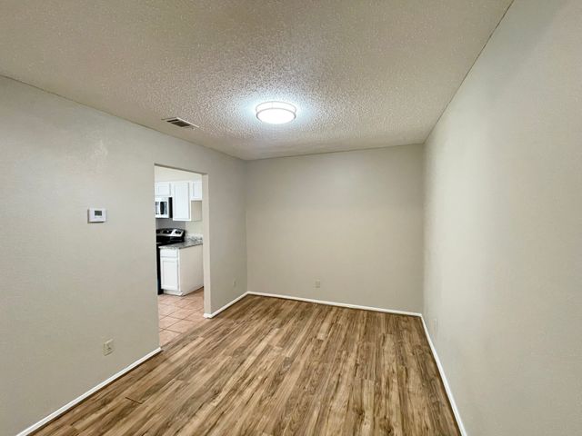 1910 Wilshire Drive, Irving, TX 75061