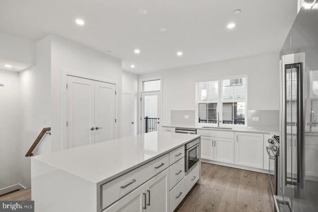 1211 NORTHSIDE PARK BLVD, Rockville, MD 20854