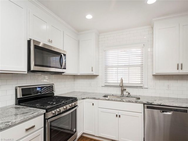 3 Pall Mall Place, Greensboro, NC 27455