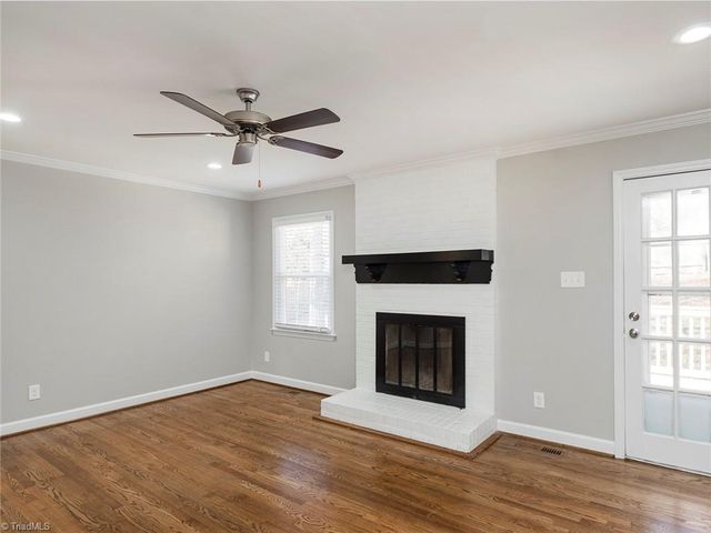 3 Pall Mall Place, Greensboro, NC 27455