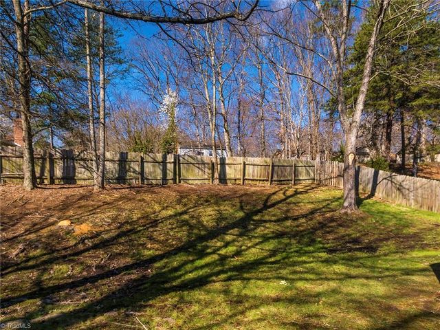 3 Pall Mall Place, Greensboro, NC 27455