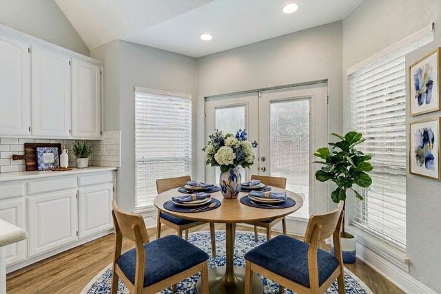 2813 Mesa Court, Hurst, TX 76054