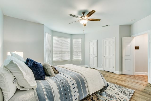 2813 Mesa Court, Hurst, TX 76054