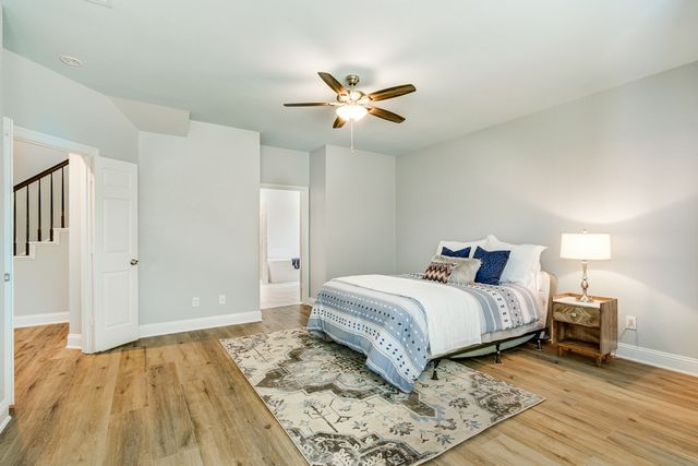 2813 Mesa Court, Hurst, TX 76054