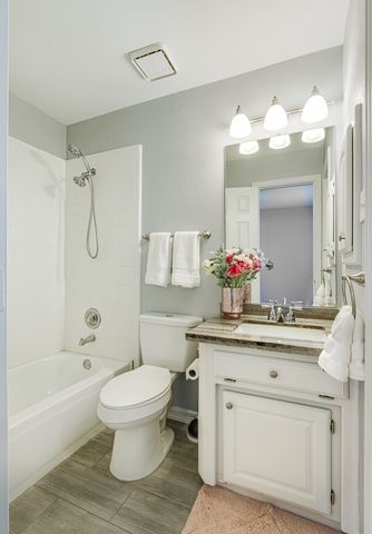 2813 Mesa Court, Hurst, TX 76054