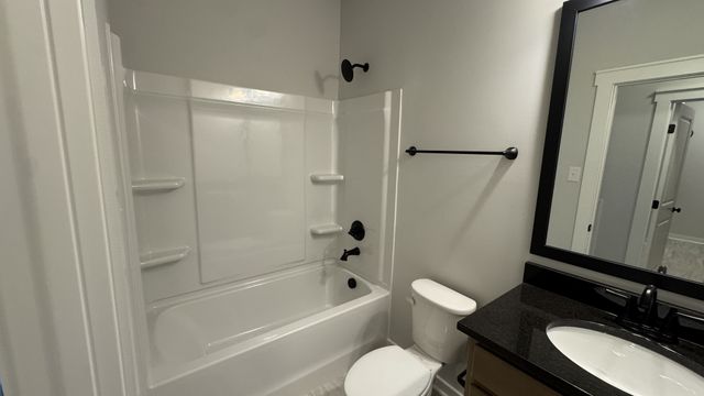 470 W Foxrun, Springfield, TN 37172