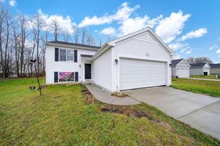 159 St Clair Circle, Columbia Twp, MI 49230