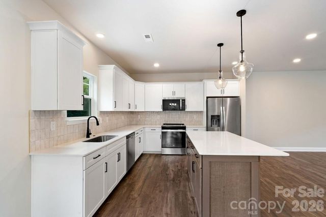 191 Cherry Springs Lane, Asheville, NC 28804