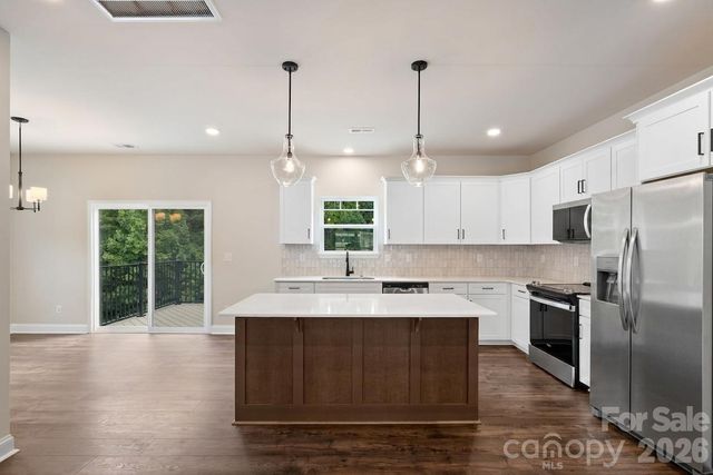 191 Cherry Springs Lane, Asheville, NC 28804