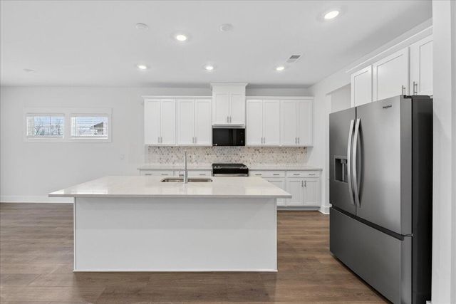 357 Calm Water Way, Summerville, SC 29486